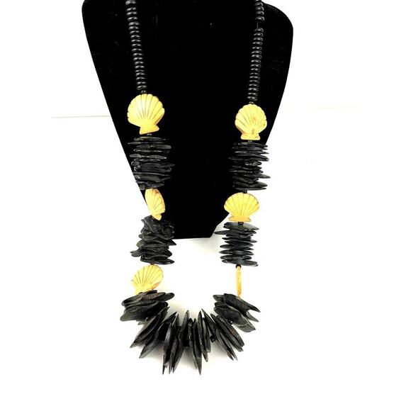 Boho Unique Wooden Beaded Chips Necklace 30" Carved Shell Beads Chunky VTG 90's - Picture 12 of 12